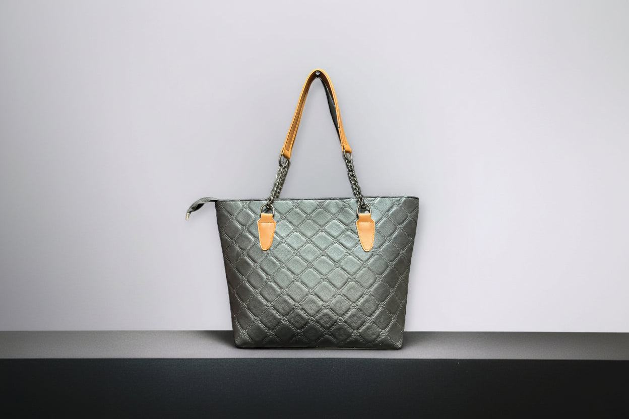 Cream Quilted Shoulder Tote Bag with Chain Strap (Tan Handle Detail)